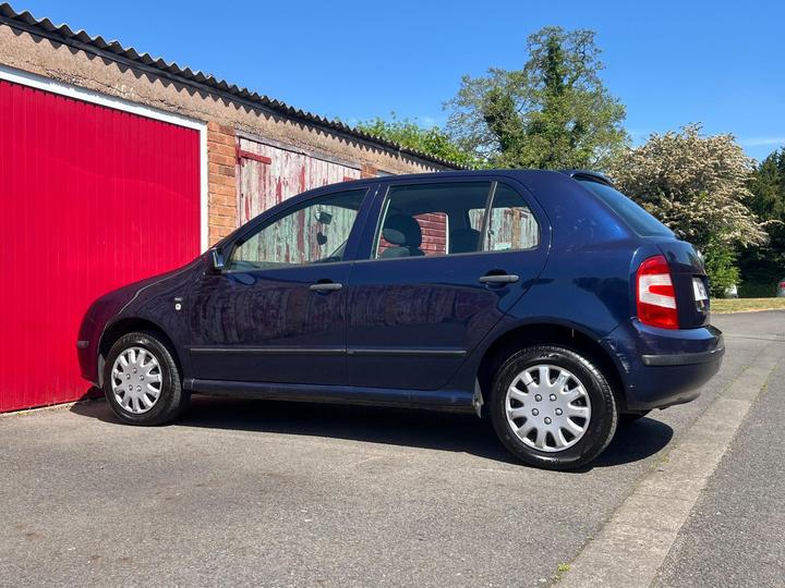Skoda Fabia - 1.4 16V Ambiente 5dr - IDEAL FIRST CAR - LONG MOT - Image 6
