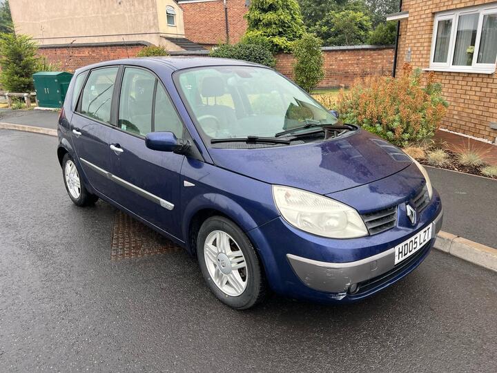 Cheap Renault Scenic - 2.0 VVT Privilege 5dr - Full MOT- AUTOMATIC for sale in Burton upon Trent, Staffordshire