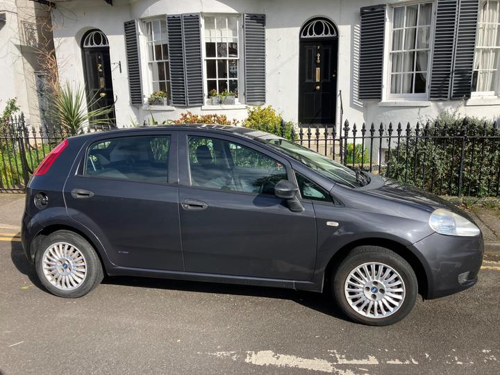 Fiat Grande Punto - 1.2 Active 5dr - Owned by my family from new - Image 3