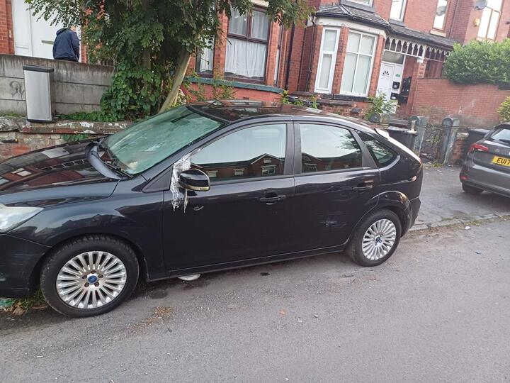 Ford Focus - 1.6 TDCi DPF Titanium 5dr - Image 22