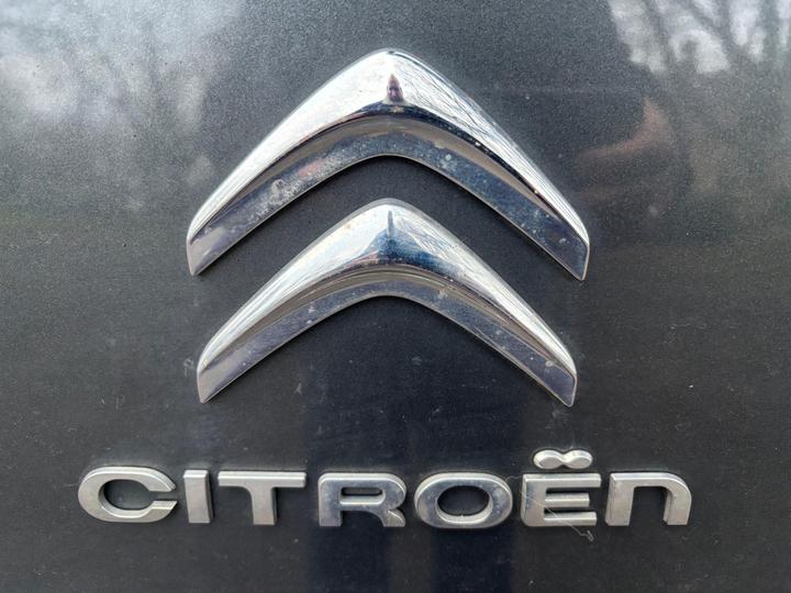 Citroen C3 Picasso - 1.6 HDi Exclusive Euro 5 5dr - LONG MOT TOP SPEC MODEL MPV !! - Image 36
