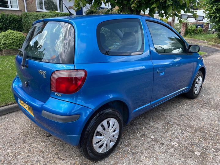 Toyota Yaris - 1.0 VVT-i T2 3dr - (Last Owner For 5 Years) - Image 4