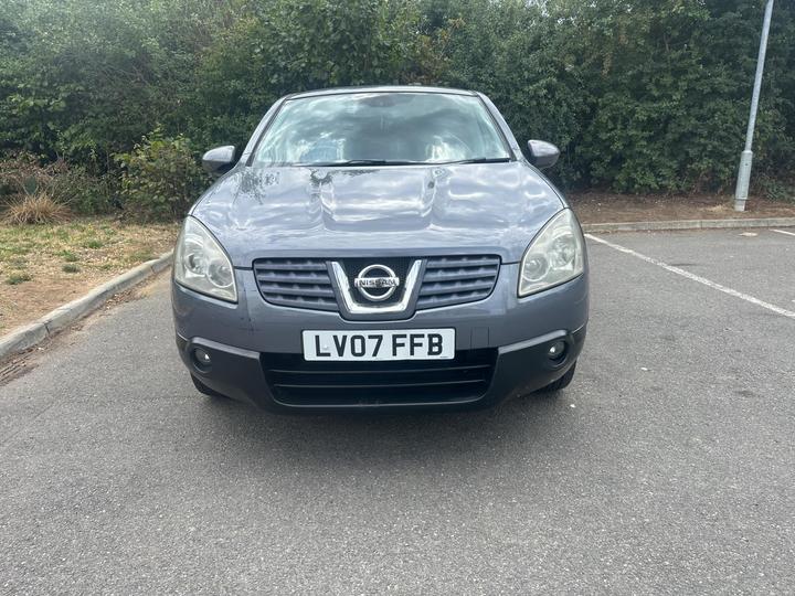 Cheap Nissan Qashqai - 1.6 Acenta 2WD 5dr - Recently serviced , Parking S for sale in Ruislip, Greater London