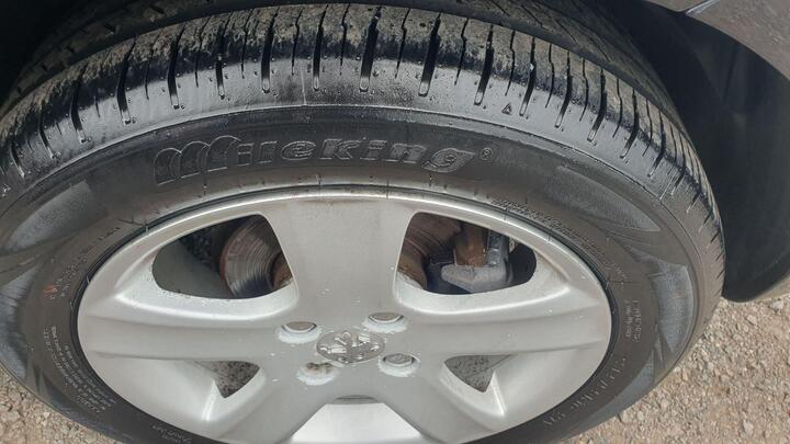 Peugeot 307 - 1.6 16v SE 5dr (a/c) - FULL SERVICE HISTORY 2 KEYS. - Image 16