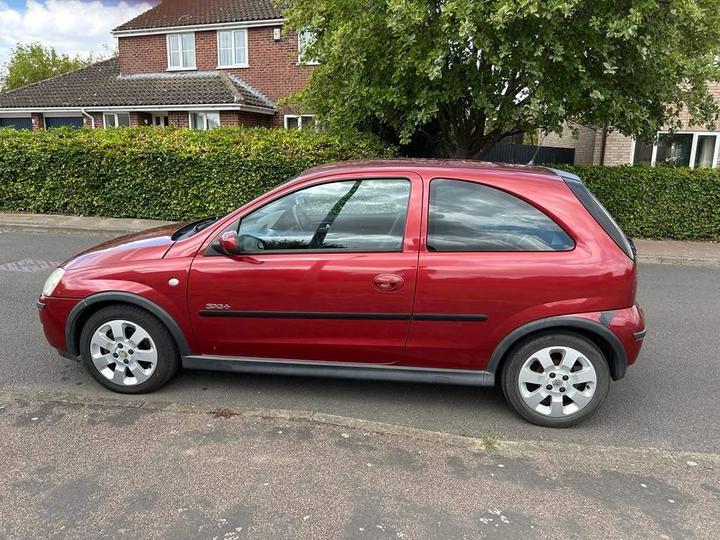 Vauxhall Corsa - 1.3 CDTi 16v SXi+ 3dr - Reliable engine, cheap to run - Image 9
