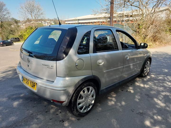Vauxhall Corsa - 1.2i 16v Design 5dr (a/c) - MOT UNTIL MARCH 2026, - Image 3