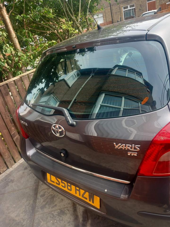 Toyota Yaris - 1.3 VVT-i TR 5dr - Image 5