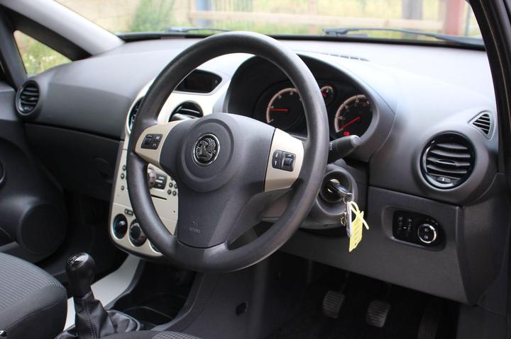 Vauxhall Corsa - 1.3 CDTi ecoFLEX 16v Energy 5dr (a/c) - Long MOT + FRESH SERVICE - Image 12