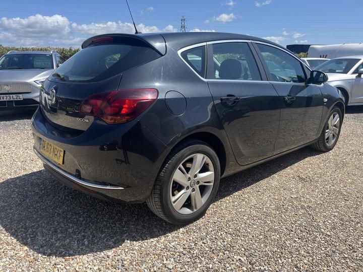Vauxhall Astra - 1.7 CDTi ecoFLEX SRi Euro 5 (s/s) 5dr - PX Bargain, £20 Tax, Long MOT - Image 6