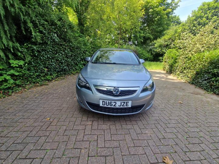 Cheap Vauxhall Astra - 1.6 16v SRi Euro 5 5dr for sale in Letchworth, Hertfordshire