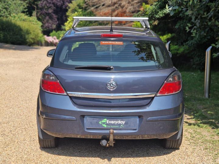 Vauxhall Astra - 1.4i 16v Active 5dr - New in stock and ready to go - Image 41