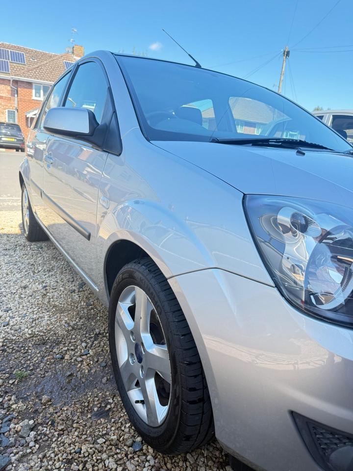 Ford Fiesta - 1.25 Freedom 5dr - Image 8
