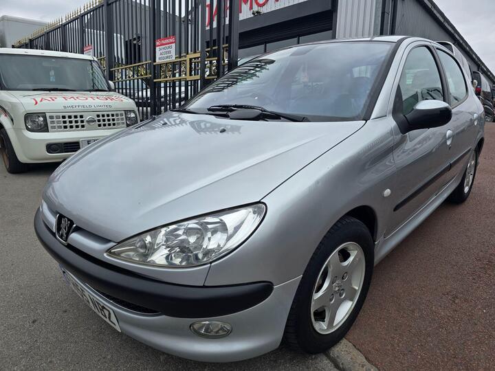 Peugeot 206 - 1.6 5dr (a/c) - PART SRVICE HISTORY 2 KEYS - Image 12