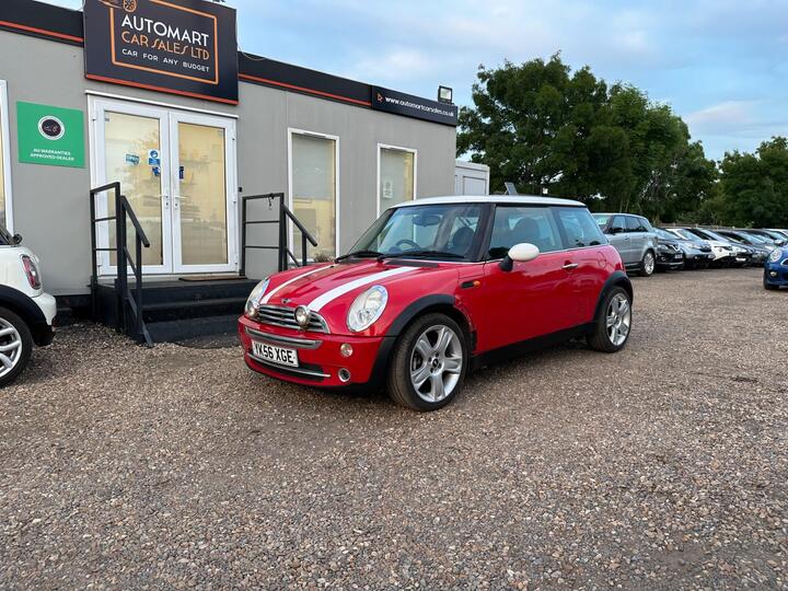 MINI Hatch - 1.6 Cooper Euro 4 3dr - Alloys,A/C,Low Mileage,Tax&Ins - Image 9