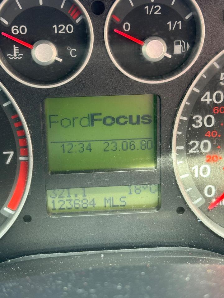 Cheap Ford Focus - 2.0 Ghia 5dr for sale in Hartlepool, Durham