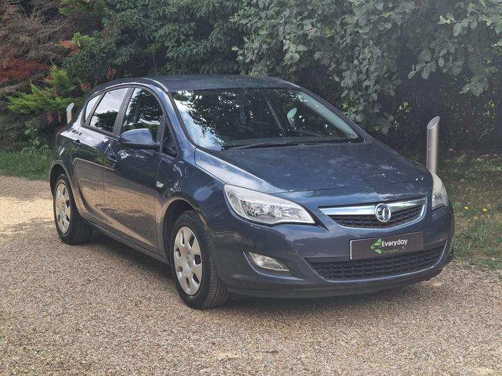 Vauxhall Astra - 1.4 16v Exclusiv Euro 5 5dr - New in stock and ready to go - Image 8