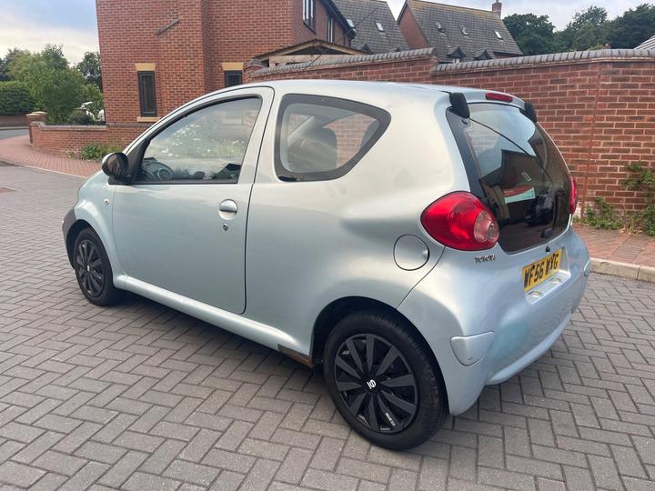 Toyota AYGO - 1.0 VVT-i + Euro 4 3dr - LONG MOT! - Image 6