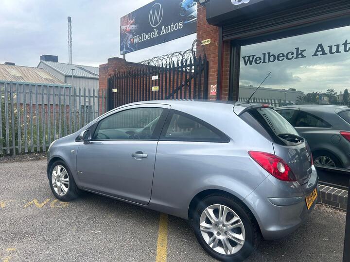 Vauxhall Corsa - 1.4i 16v Design 3dr (a/c) - MOT + Warranty + Valet - Image 7