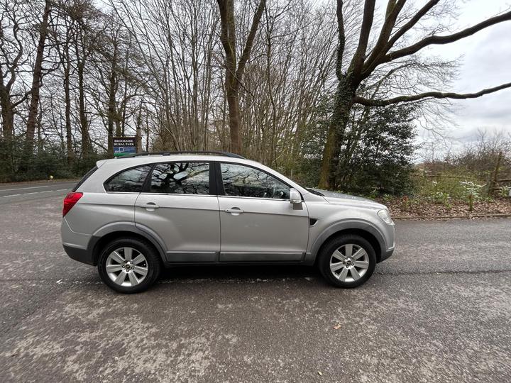Cheap Chevrolet Captiva - 2.0 VCDi LTX 4WD Euro 4 5dr (7 Seats) - 12 months MOT for sale in Horsham, West Sussex