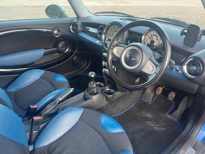 MINI Hatch - 1.4 One Euro 4 3dr - Image 2