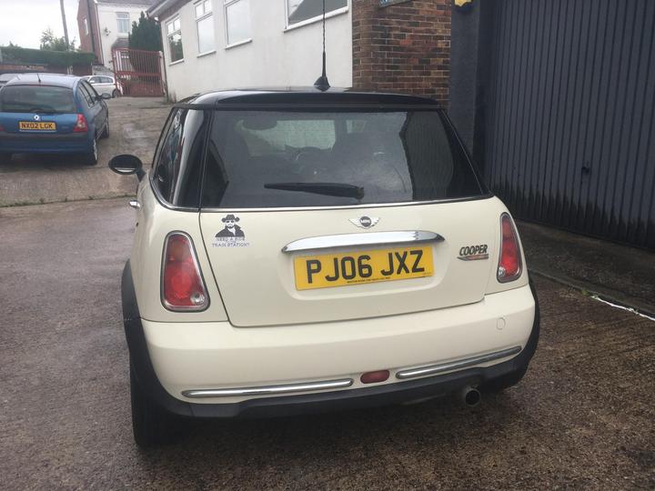 MINI Hatch - 1.6 Cooper Euro 4 3dr - 12 month mot hpi clear car - Image 12
