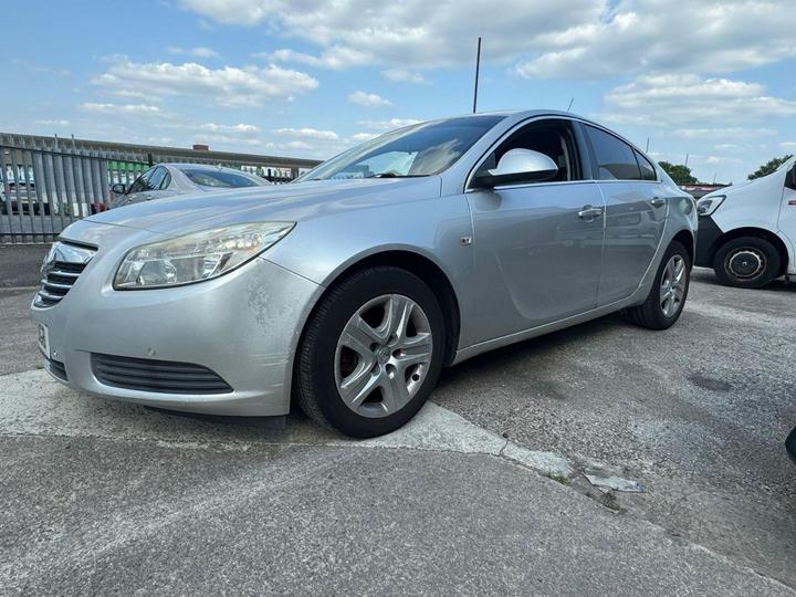 Vauxhall Insignia - 2.0 CDTi ecoFLEX Exclusiv Euro 5 5dr - Image 11