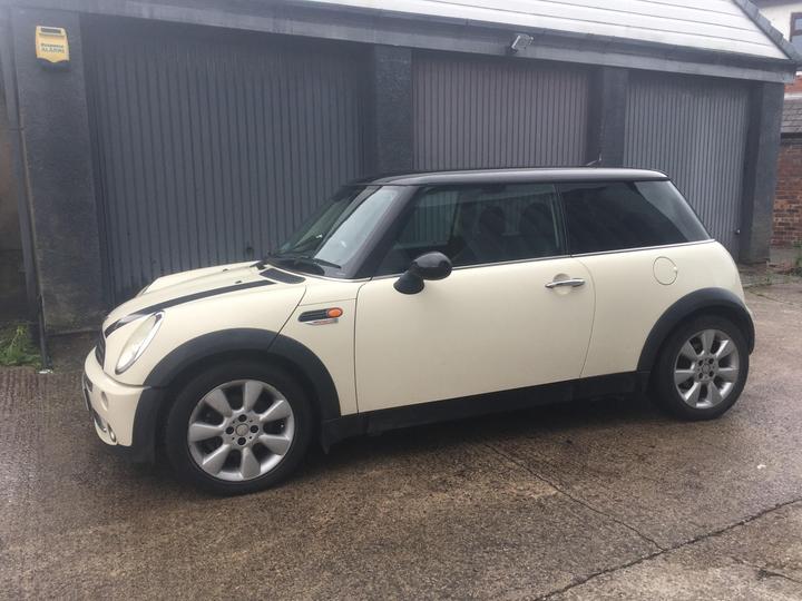MINI Hatch - 1.6 Cooper Euro 4 3dr - 12 month mot hpi clear car - Image 9
