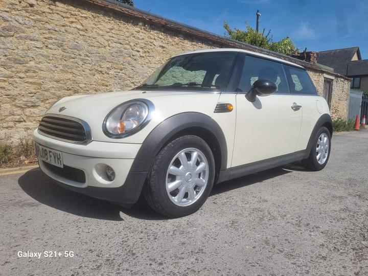 Cheap MINI Hatch - 1.4 One Euro 4 3dr - 12 MONTHS MOT JUST HAD SERVICE for sale in Bicester, Oxfordshire