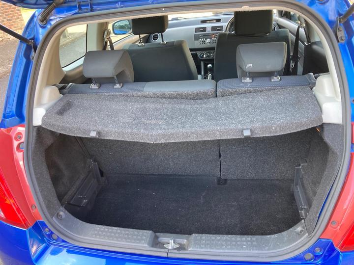 Suzuki Swift - 1.3 GL 3dr - Ideal for new drivers! - Image 11