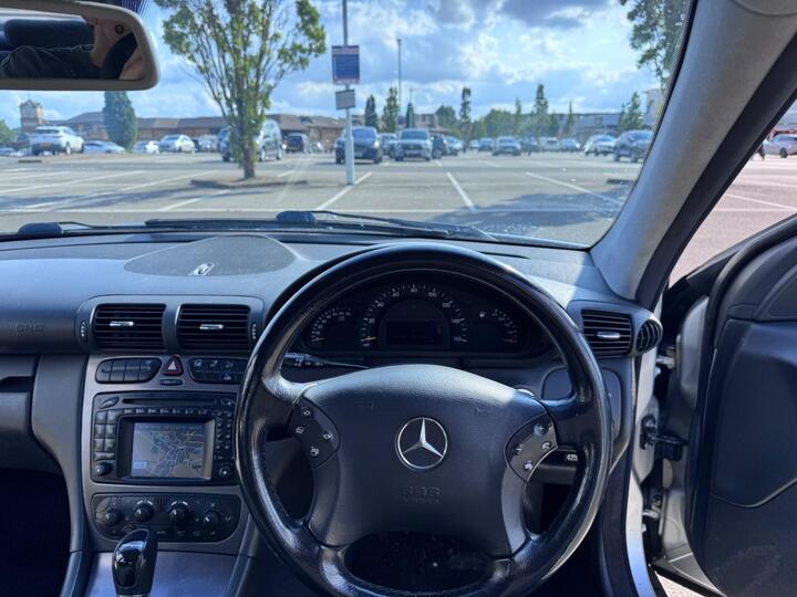 Mercedes-Benz C Class - 1.8 C180 Kompressor Avantgarde SE 4dr - Image 10