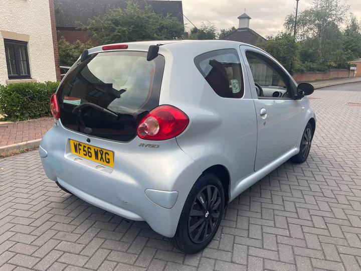 Toyota AYGO - 1.0 VVT-i + Euro 4 3dr - LONG MOT! - Image 8