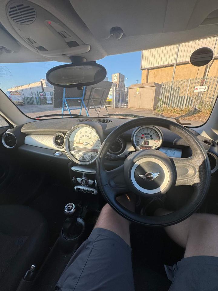 MINI Hatch - 1.4 One Euro 4 3dr - MOT UNTIL 18TH NOV 2025 - Image 21