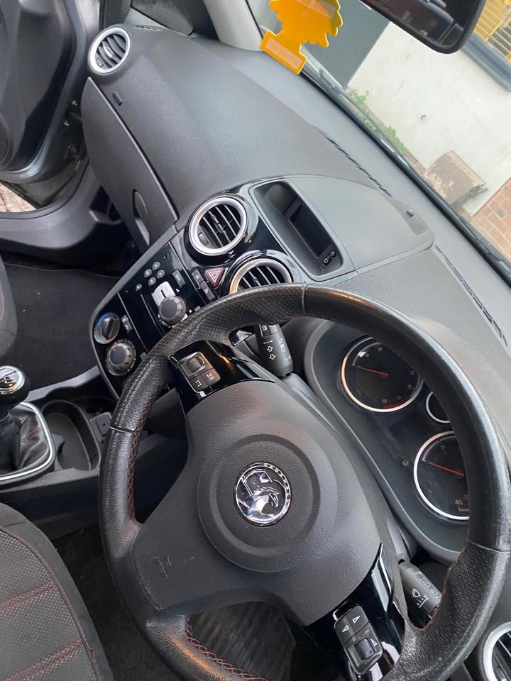 Vauxhall Corsa - 1.2 16V SXi Euro 5 5dr (A/C) - Good little car- quick sale! - Image 16