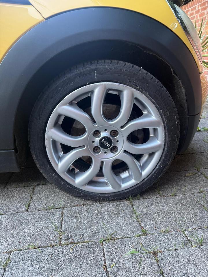 MINI Hatch - 1.6 Cooper S Euro 4 3dr - Image 9