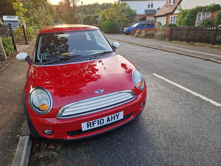 MINI Hatch - 1.6 One Minimalist Euro 5 3dr - Image 2