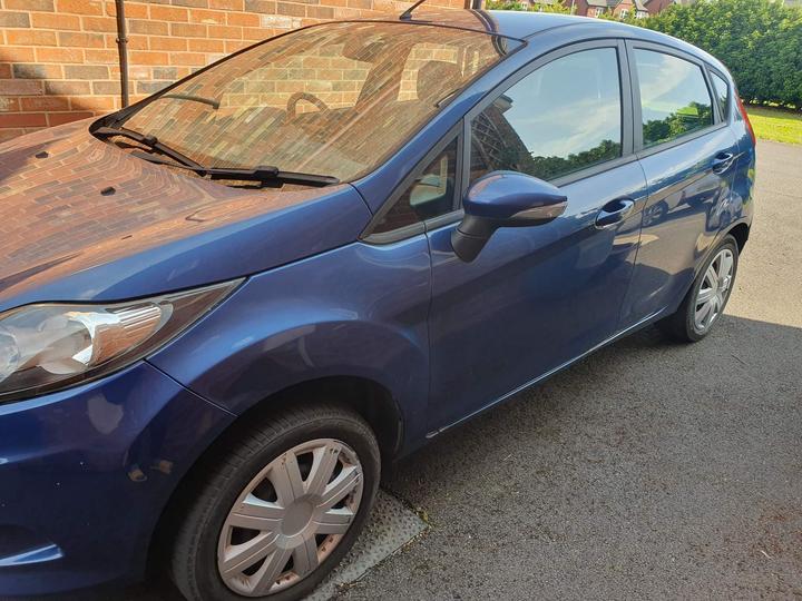 Ford Fiesta - 1.4 TDCi Edge 5dr - cheap runaround or first car - Image 4