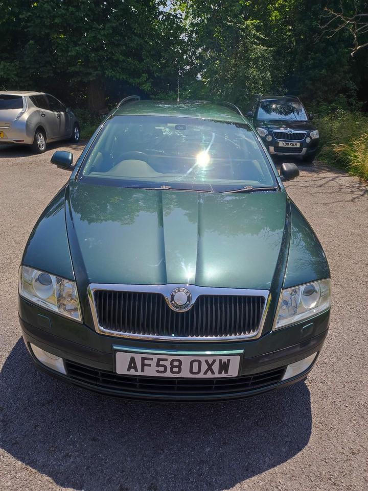 Cheap Skoda Octavia - 2.0 TDI Elegance Euro 4 5dr - FSH Mot 1/26 Drives really wel for sale in Axbridge, Somerset