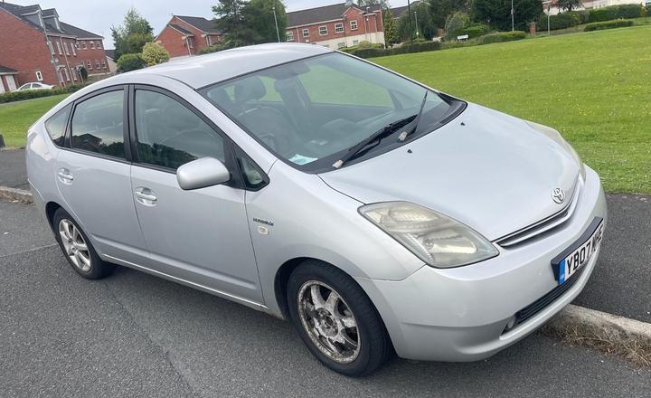 Cheap Toyota Prius - 1.5 T4 CVT 5dr for sale in Chorley, Lancashire