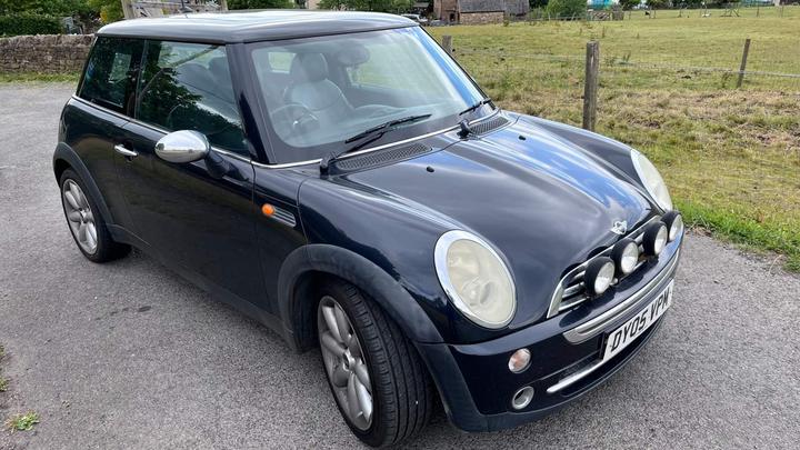 Cheap MINI Hatch - 1.6 Cooper Euro 4 3dr - Pocket rocket for under 1K!! for sale in Bishop Auckland, Durham
