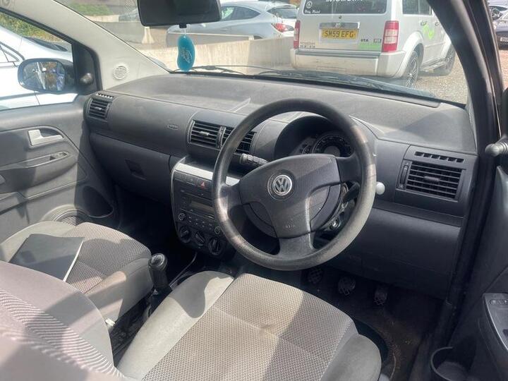 Volkswagen Fox - 1.2 6V Urban Fox Euro 4 3dr - 1yearmot+hpiclear+ ulez - Image 5