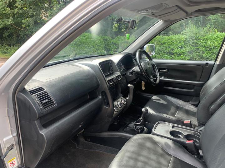 Honda CR-V - 2.0 i-VTEC Executive 5dr - 12 month mot. ulez - Image 5