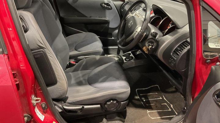 Honda Jazz - 1.4 i-DSI SE CVT-7 5dr - No mot, car sold as sen - Image 7