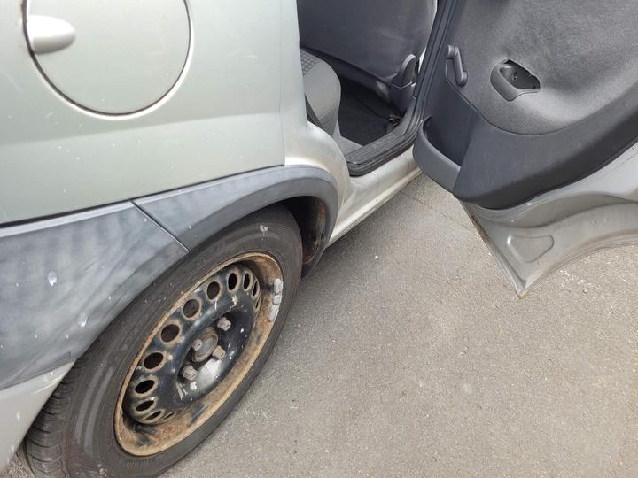 Vauxhall Corsa - 1.4i 16v Comfort 5dr - Automatic, failed MOT - see pi - Image 6