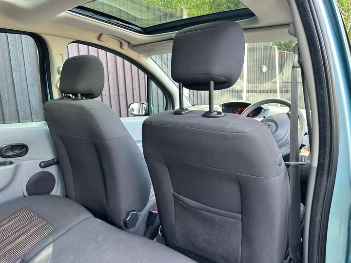 Renault Modus - 1.2 TCe 16v Expression 5dr - ULEZ-PANORAMIC ROOF-BUYNOW - Image 21