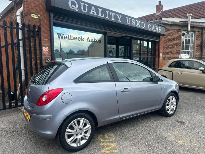 Vauxhall Corsa - 1.4i 16v Design 3dr (a/c) - MOT + Warranty + Valet - Image 8