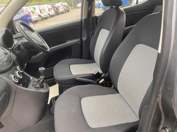 Hyundai i10 - 1.2 Classic Euro 4 5dr - LONG MOT+ULEZ FREE+FIRST CAR - Image 20