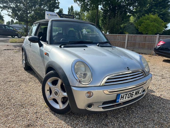 Cheap MINI Hatch - 1.6 Cooper Euro 4 3dr - *ULEZ COMPLIANT|NEW MOT* for sale in Romford, Greater London