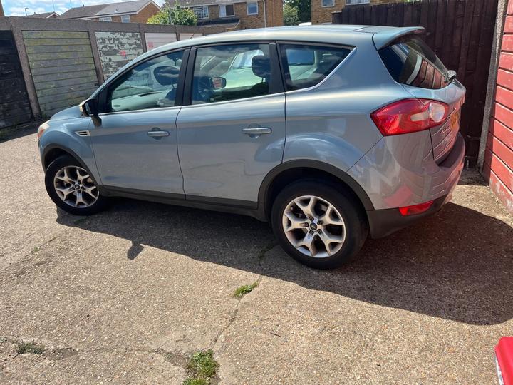 Cheap Ford Kuga - 2.0 TDCi Zetec AWD Euro 4 5dr for sale in Dunstable, Bedfordshire