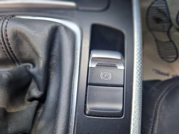 Audi A4 - 2.0 TDI Executive SE Euro 4 4dr - New in stock and ready to go - Image 27
