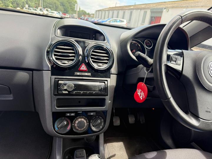 Vauxhall Corsa - 1.2i 16v Design 3dr (a/c) - NEW MOT, CLUTCH & TIMING CHAIN - Image 13